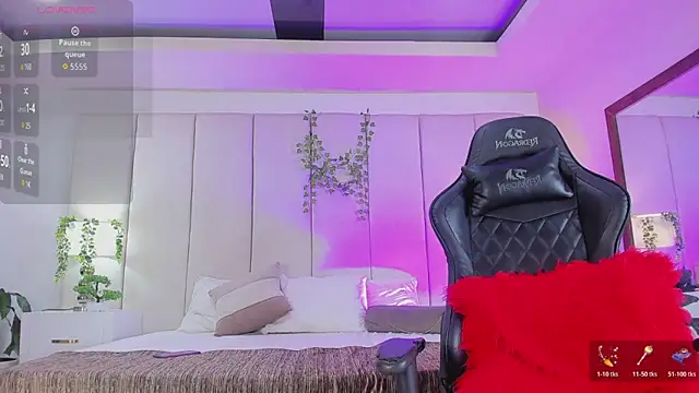 Snapshot of mia_rousse25 chatting on 02.10.26 mia rousse25 online show from 02.10.26