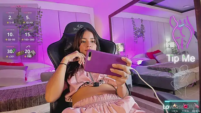 Snapshot of mia_rousse25 chatting on 02.20.26 mia rousse25 online show from 02.20.26