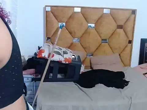 CATTALINAHOT online show from 04.02.26