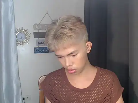 Snapshot of urcumjp chatting on 11.13.25 urcumjp online show from 11.13.25