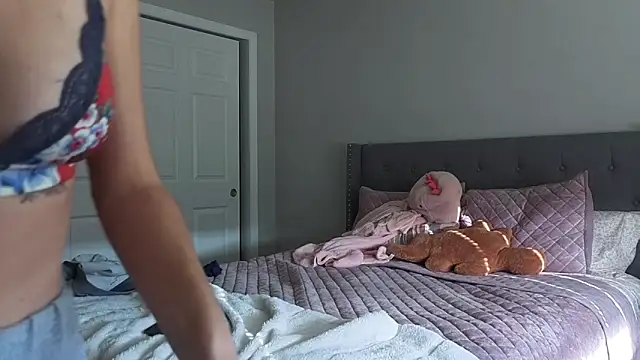 bambifarrina online show from 10.27.25