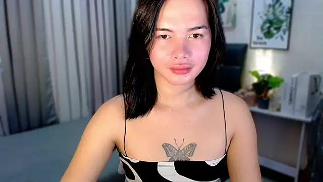 Snapshot of _SexyButterfly chatting on 10.24.25  SexyButterfly online show from 10.24.25