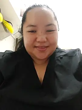 LianaCruzado online show from 04.17.26