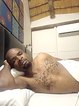 Snapshot of mdavazo00 chatting on 10.27.25 mdavazo00 online show from 10.27.25