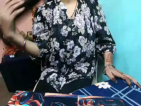 RIYA SOOD online show from 09.12.25