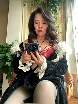 anna yngs online show from 11.14.25