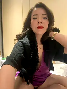 anna yngs online show from 11.23.25