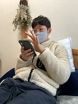 tom19899q online show from 11.23.25