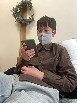 tom19899q online show from 12.17.25