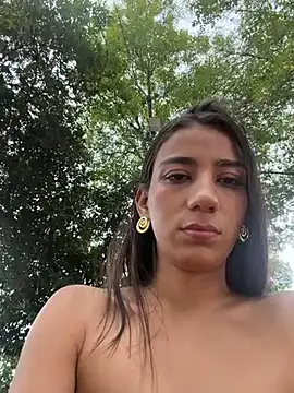 -juicy  online show from 11.23.25