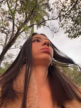 Snapshot of -juicy_ chatting on 03.03.26 -juicy online show from 03.03.26