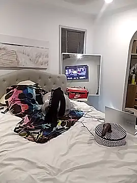 iamthepublickmasterbater online show from 10.19.25