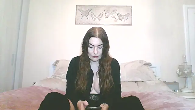 Snapshot of EllaKent chatting on 01.16.26 EllaKent online show from 01.16.26