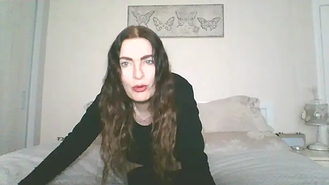 Snapshot of EllaKent chatting on 02.09.26 EllaKent online show from 02.09.26