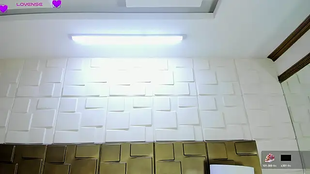 VioletLux online show from 10.21.25