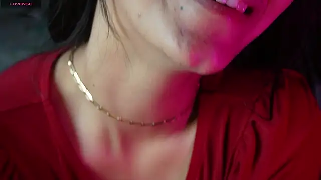 NidhiChandra online show from 03.27.26