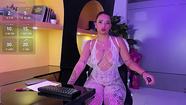 Bela Jones online show from 11.09.25