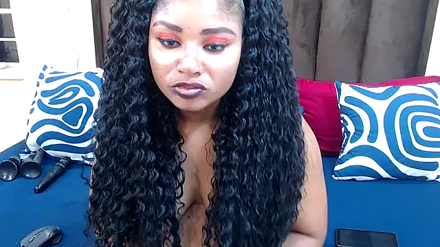 AfricanQueenxx40 online show from 12.02.25