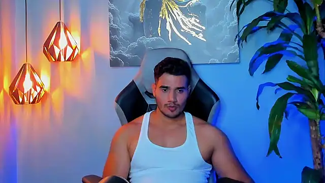 Snapshot of AndresR3 chatting on 11.22.25 AndresR3 online show from 11.22.25