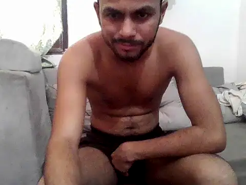 Snapshot of urdreamman chatting on 04.06.26 urdreamman online show from 04.06.26