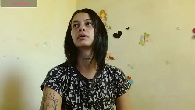 Akasha001 online show from 11.22.25