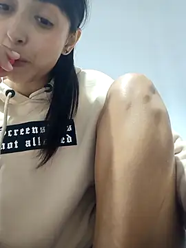 Snapshot of CandyFoxter_ chatting on 10.17.25 CandyFoxter online show from 10.17.25