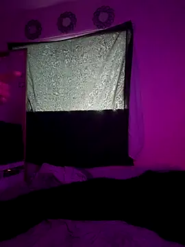 1n0nlythroat online show from 11.15.25