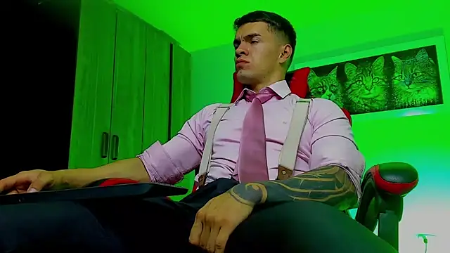 Snapshot of ALPHA_DOMINUS_ chatting on 09.09.25 ALPHA DOMINUS online show from 09.09.25