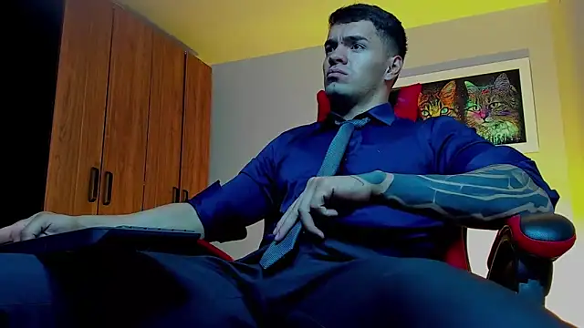 Snapshot of ALPHA_DOMINUS_ chatting on 09.10.25 ALPHA DOMINUS online show from 09.10.25