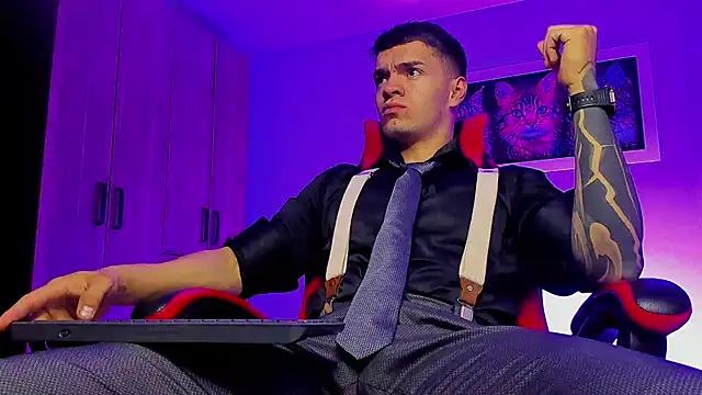 Snapshot of ALPHA_DOMINUS_ chatting on 09.11.25 ALPHA DOMINUS online show from 09.11.25