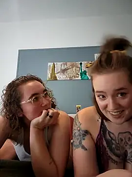 AndHerXO online show from 02.09.26