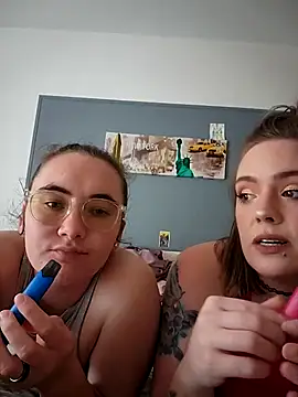 AndHerXO online show from 02.21.26