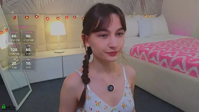 LolaPrise online show from 02.09.26