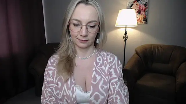 Ava Elior online show from 04.18.26