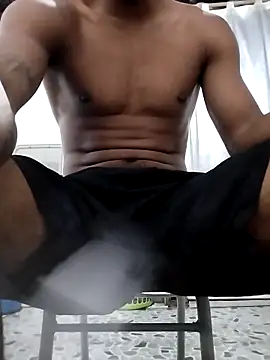 Snapshot of Kesurra chatting on 10.29.25 Kesurra online show from 10.29.25