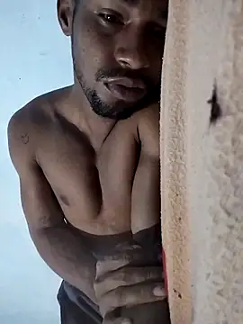 Snapshot of Kesurra chatting on 11.09.25 Kesurra online show from 11.09.25