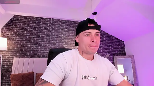 Snapshot of connorsmiith chatting on 02.06.26 connorsmiith online show from 02.06.26