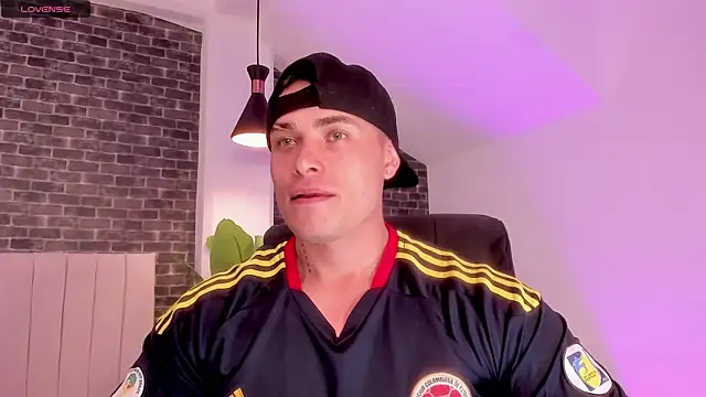 connorsmiith online show from 04.02.26