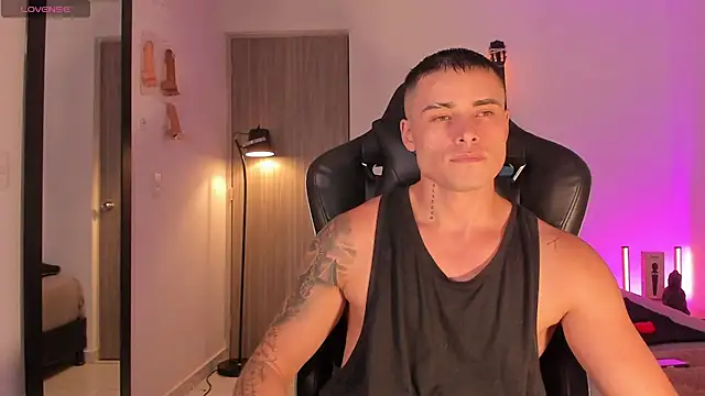Snapshot of connorsmiith chatting on 07.08.26 connorsmiith online show from 07.08.26
