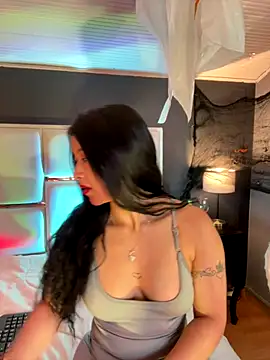 BellaFernandez   online show from 11.01.25