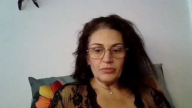 RubyyRosee online show from 10.08.25