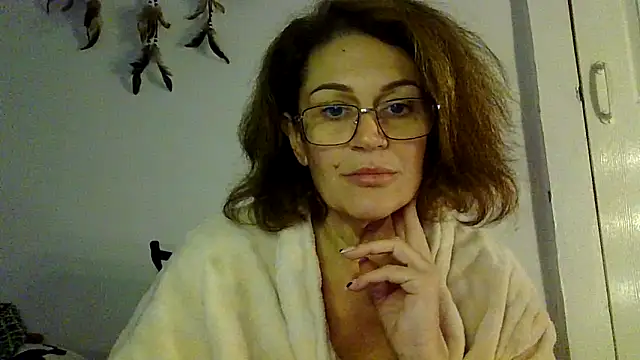 Snapshot of RubyyRosee chatting on 11.14.25 RubyyRosee online show from 11.14.25