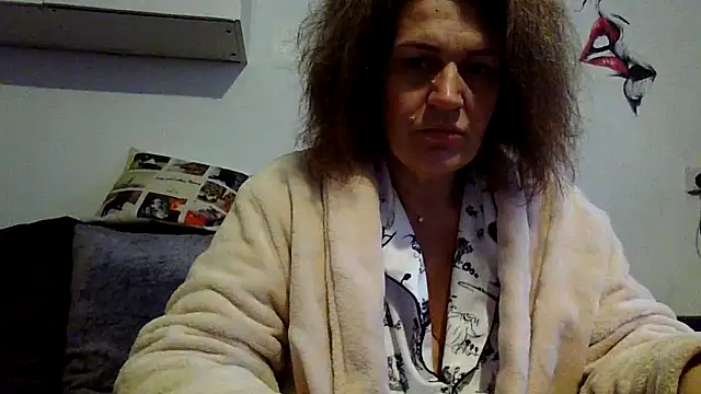 Snapshot of RubyyRosee chatting on 11.16.25 RubyyRosee online show from 11.16.25