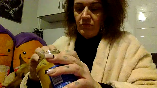 Snapshot of RubyyRosee chatting on 11.19.25 RubyyRosee online show from 11.19.25