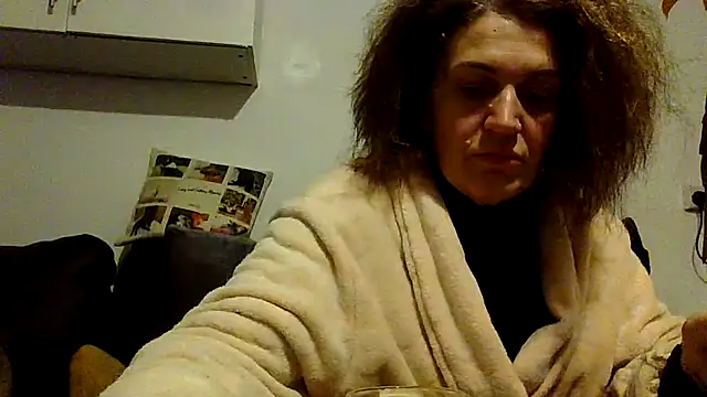 Snapshot of RubyyRosee chatting on 11.22.25 RubyyRosee online show from 11.22.25