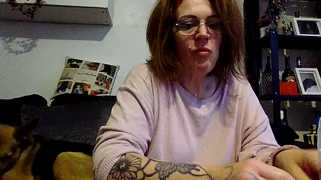 Snapshot of RubyyRosee chatting on 12.14.25 RubyyRosee online show from 12.14.25