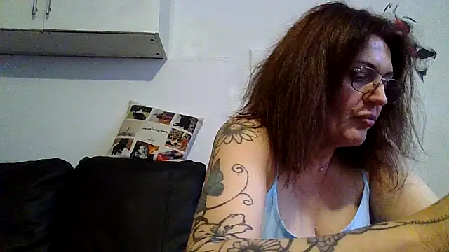 RubyyRosee online show from 05.16.26
