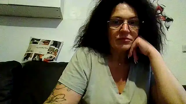 Snapshot of RubyyRosee chatting on 06.12.26 RubyyRosee online show from 06.12.26