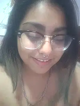 Lovelyrainn online show from 11.10.25