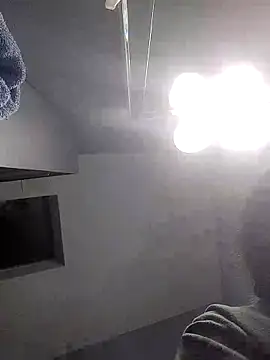 Lovelyrainn online show from 11.19.25